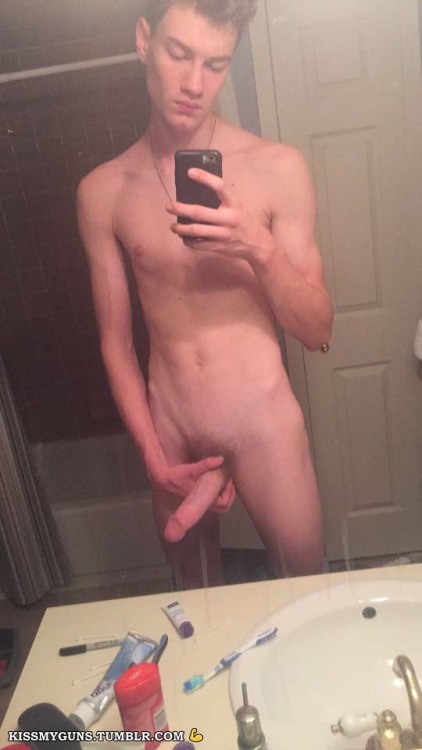kissmyguns: David from Michigan.More of David here.More boys on KISS MY GUNS All baits are original.