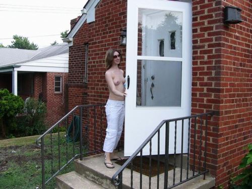 publicsexadventursblg:  Real Hot Amateurs …