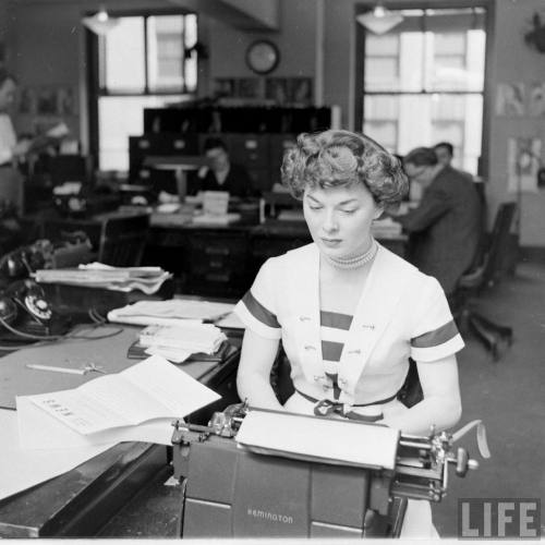 Ursula Halloran and her Remington(Cornell Capa. 1949)