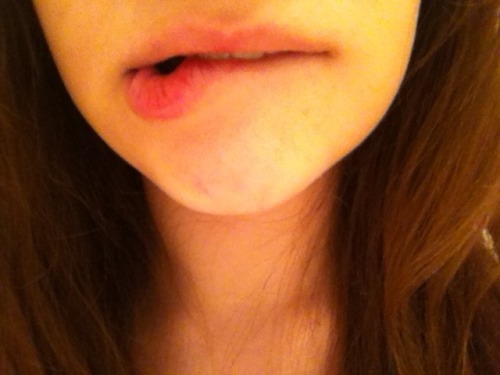 doelita:  ~KISS ME! i’m a nymphet!♥~   this was actually the post that made me go ‘dear god I’m in love with her’