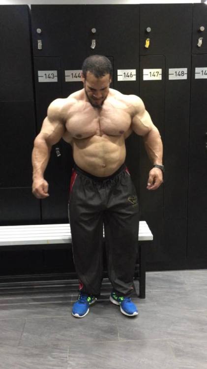 whitepapermuscle:  Mohammed Touri