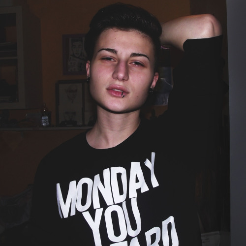 fucking-androgynous-girl:  Tumblr / Instagram : @katrinratto