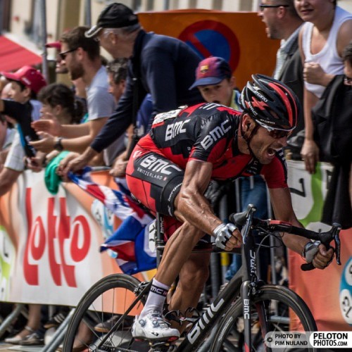 rollingthoughts:  pelotonphotos:  @manuelquinziato of @BMCProTeam cycling to 4th in last #enecotour 