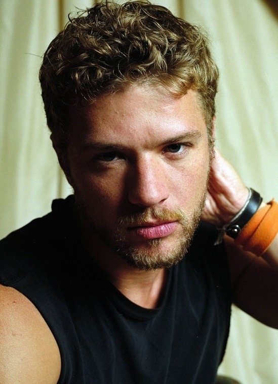 vjbrendan:  Happy 42th Birthday To Ryan Phillippe!!http://www.vjbrendan.com/2016/09/happy-42th-birthday-to-ryan-phillippe.html