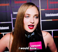 rubyredwisp:    Sophie Turner plays Throne, Bone or Slay (x)   