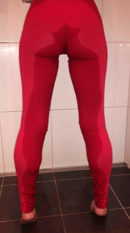 I’m peeing my red leggings (10 pics)Ooooh I needed to go so bad!! And I didn’t feel like taking my clothes off first :-D My pee runs all the way down to my ankles…. see 10 pics on my website: http://abdlgirl.com/2015/02/18/im-peeing-my-red-leggings