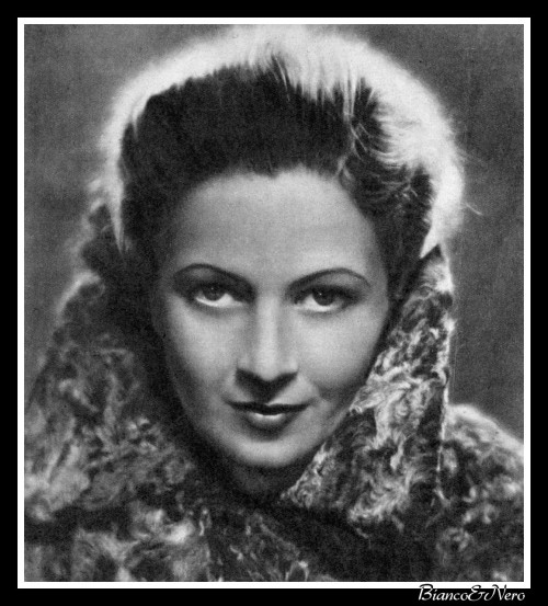 L’attrice Silvana Jachino ( Milano, 1916- Morciano Romagna, 2004)
