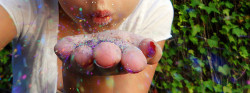 myabbiethings:  I LOVE GLITTER This always