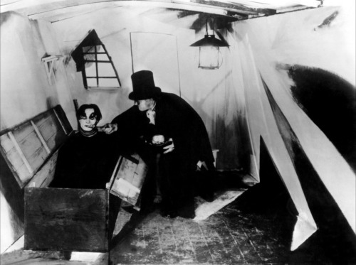 alfiusdebux:Das Cabinet des Dr. Caligari (Robert Wiene, 1920)