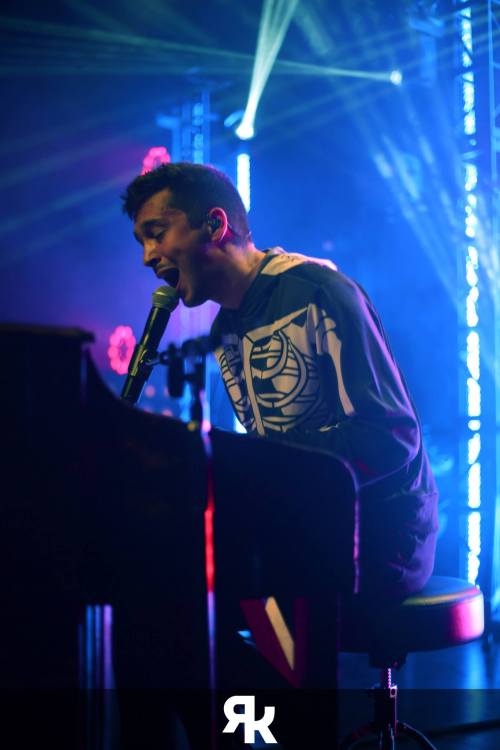 oneanddun:  April 22, 2014 || Buffalo, NY @ Town Ballroom