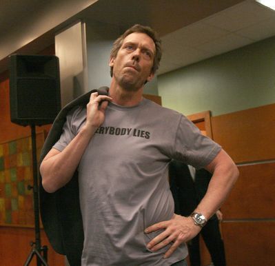 i-will-always-find-you-snow:Hugh knows how to work it! 