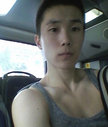 koreagay:  tastykorean:  byrankhoo:  justshootit:  cute n sexy!  cute Korean? but the cock is cut?  한국인이라는데 아닌 것 같기도 하다.근데 국적이 뭔 상관이냐 보기 좋음 됐지 ㅋㅋ  제가 올린 글인대 저분 한국인