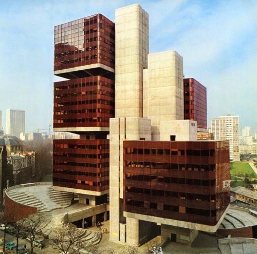 deleteyayo:Université Paris Tolbiac par les architectes Michel Andrault, Pierre Parat, 1972