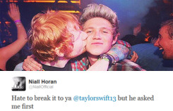 thesoftwarmground:thesoftwarmground:AU: Ed asks Niall and Taylor to be his best man/woman and things