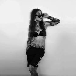  Monami Frost  