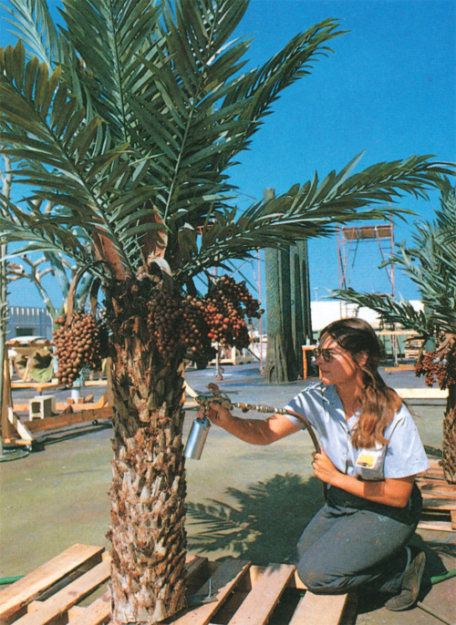 An Imagineer paints a prehistoric palm from the Universe of Energy(from the big EPCOT Center book)