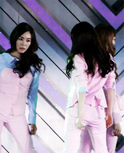 Taeyeohn:     ( ͡° ͜ʖ ͡°)   