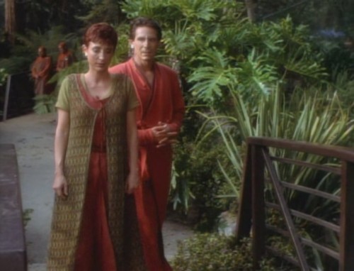 Kira Nerys [DS9 2x02 &ldquo;The Circle&rdquo;. Images from TrekCore]