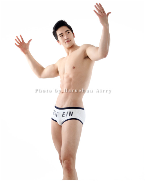 haruehun:  Jiho Lee in STUD