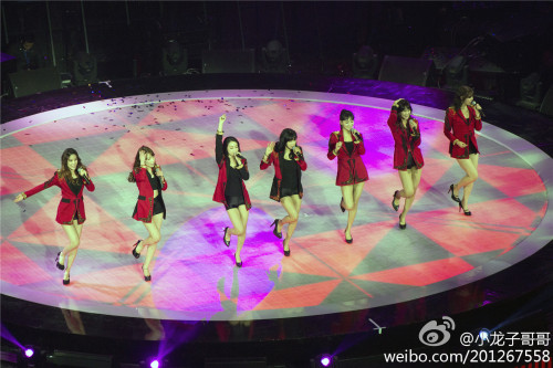 03/22 Rainbow fantaken @ Simply KPop Tour 2014 In Shanghai by 小龙子哥哥