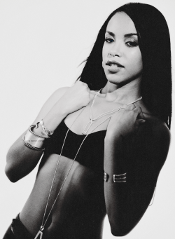 vintage-soleil:Aaliyah in Vibe Magazine, porn pictures