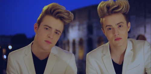 The video for Jedward’s latest song, “Free Spirit” is now available to download! G