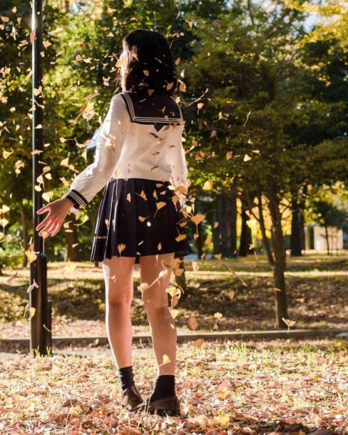 natsuko-kakuusou:#portrait #photograph #photoshoot #japanese #japaneseview #schooluniform #girl #aut