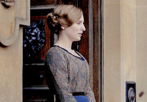 ladybabington: edith crawley in every season | season two i’ve been talking, and i’ve be