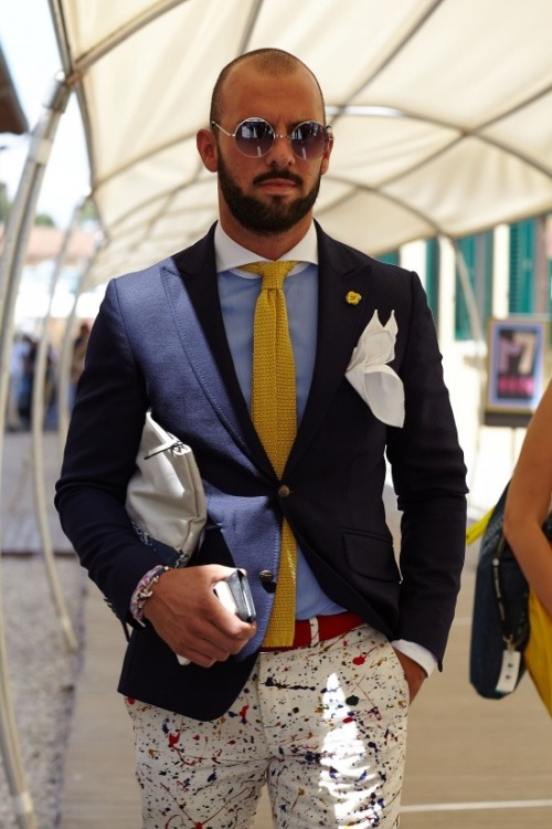 menstyle1:  Men’s Pants  FOLLOW for more pictures. Follow us also on: - Facebook: CLICK HERE - Instagram: CLICK HERE