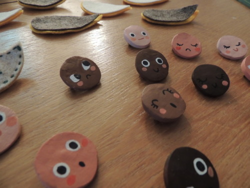 Something I’ve been working on lately. These are handmade polymer clay little mood faces brooc