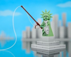 mymodernmet:  Photographer Jeff Friesen&lsquo;s series 50 States of LEGO reimagines the different states of the USA in LEGO form, humorously representing each state by capturing a unique aspect of the place’s history, geography, or culture.