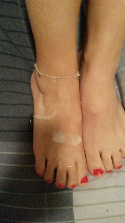bipnl: geilderlandstel: Happy ending :) Not yet. Has to be cleaned up first  The anklet tells a tale