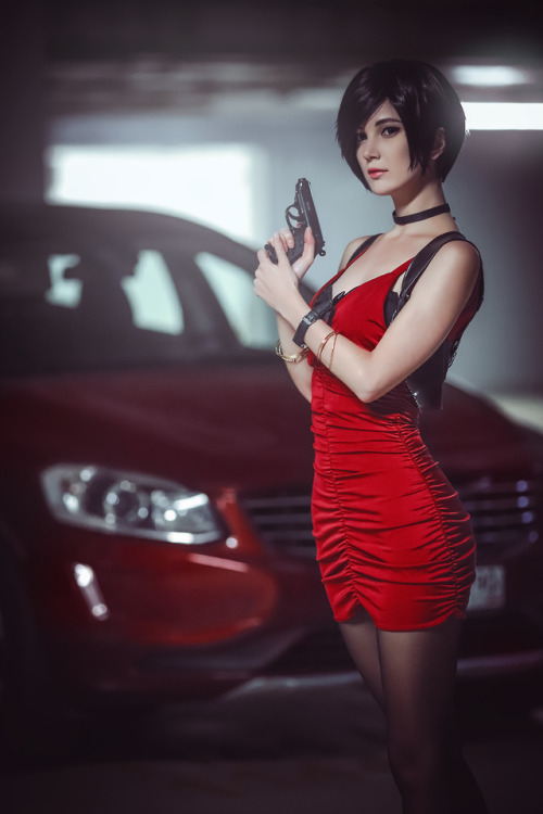  Resident Evil 2 Remake | Ada WongCosplayer: Ksana Stankevich | INSTAGRAMCostume by Arienai Ten | IN