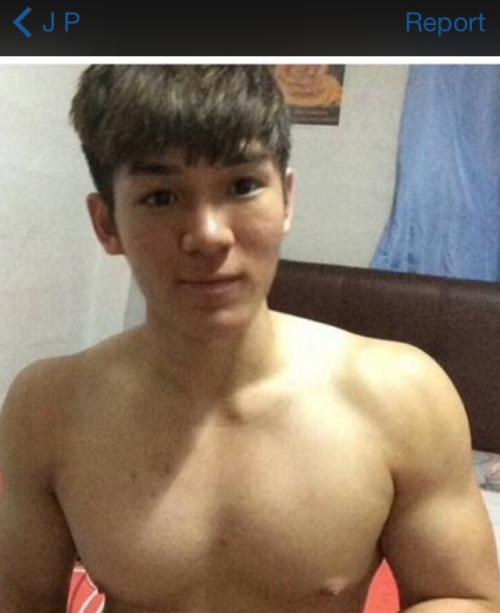 jshootit: jackdsg: Thai Singaporean. Yes, he’s real and taken by Jowy_Seah. hot stuff!!!