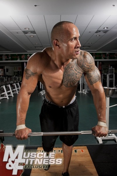 lovedwaynejohnson:  Dwayne Johnson Workout Part 3  How can I be like this guy?
