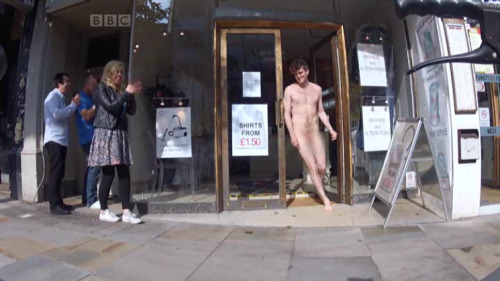 amazingmalenudity:    Joel Dommett   