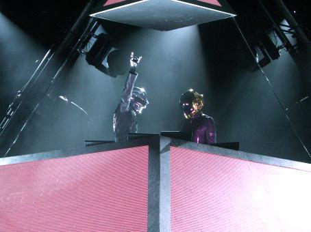 cylee77:Daft Punk live 2007