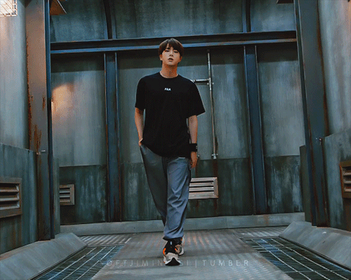Jin X Runners Instinct: Neuron By FILA