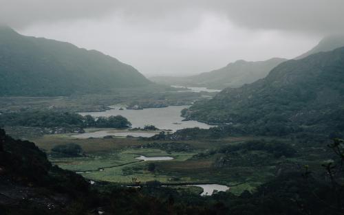 oneshotolive:  Even on rainy days Ireland is stunning | Ladies View, Killarney | (OC) | [2529x1581] 📷: mjconns 