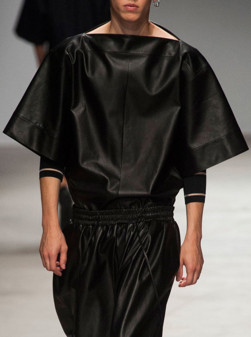 nastyvogue:  kavanaghlovestory:  Juun J S/S 2015 Menswear    FUCKING FASHION BLOG