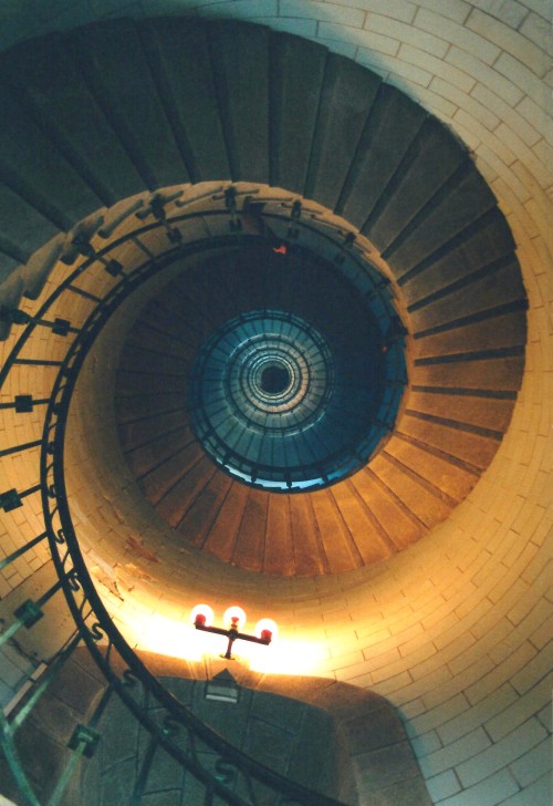 Série Géométrie.Des spirales (et après, VRAIMENT !, dodo !!)- Pointe de Penmarc'h (Bretagne),  Phare