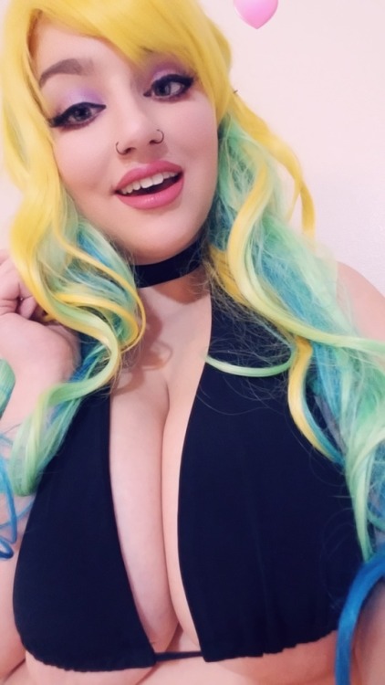 woahashley:I’ve been a very busy Lil dragon maid on snap tonight, come have fun with me