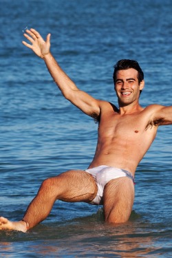 speedo44:  MERRY Christmas and Happy (hairy-legged) New Year!