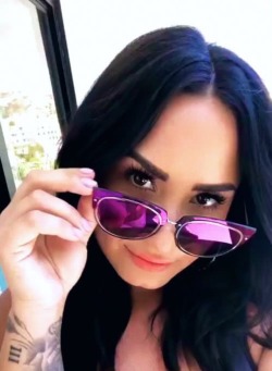 Demi