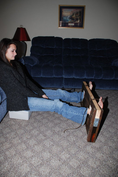 beautifulfeettickled:  Secure me up tight by holeysockslover4000 