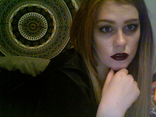 sugardaddywanted:  i look real good rn but this lighting sucks forgive me   So cute