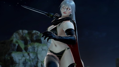 ladydeathlives:Lady Death (Normal &amp; Alive versions) in Soul Calibur VIShe fits well in Soul Cali