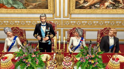 batsfromwesteros:State Banquet Hosted by Her Majesty The Queen…Her Majesty The Queen hosted a state 