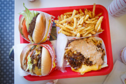 do-not-touch-my-food:  In-N-Out Burger 