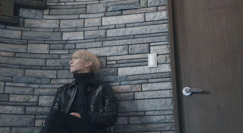 dakiutwahida:  SHINee Jonghyun- SHINee 2015 Season greeting - part 1  BE ACE  